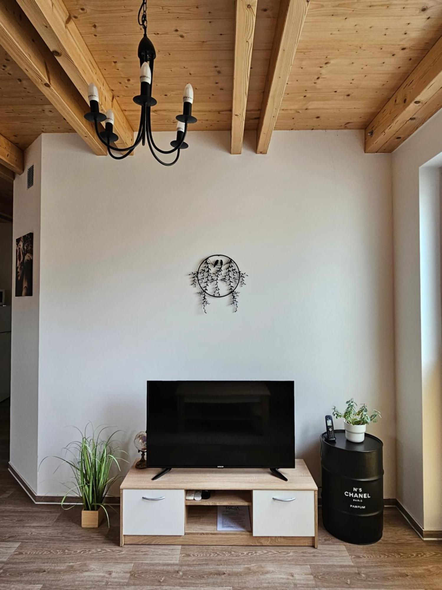 Apartman Maja Mikulov Luaran gambar